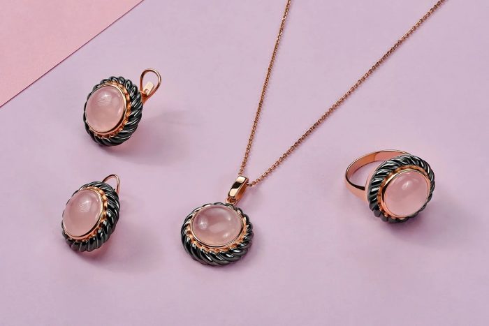 Why Should You Choose a Lab-Grown Diamond Pendant for Everyday Wear?