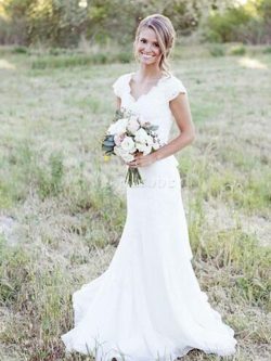 Robe de mariée avec décoration dentelle excellent avec sans manches v encolure naturel – G ...