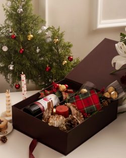 Buy Gourmet Christmas Hampers and Corporate Gift Hampers