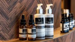 Men Laser Rushcutters Bay Grooming Services at Barewolf