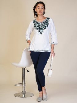 Buy Women Ankle Leggings for Yoga & Everyday Wear