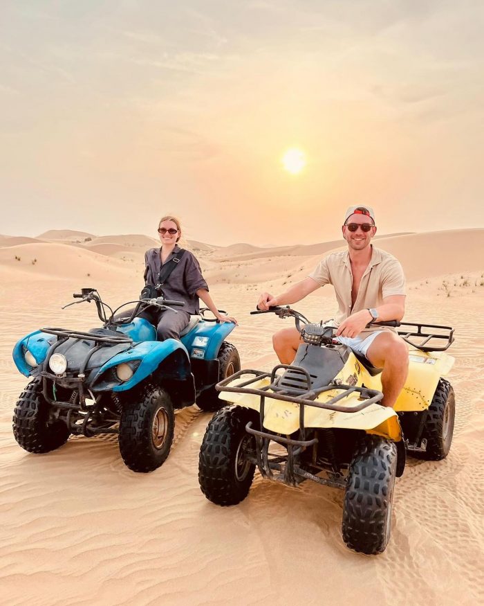 Abu Dhabi Tourist Visa: Apply Online | 30 & 60 Days | Arabiers