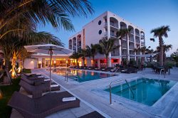 Hotels Near Hauz Khas Village At Minimalist Poshtel & Suites