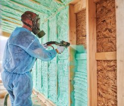 Professional Spray Insulation Service for Energy Efficiency & Long-Lasting Protection