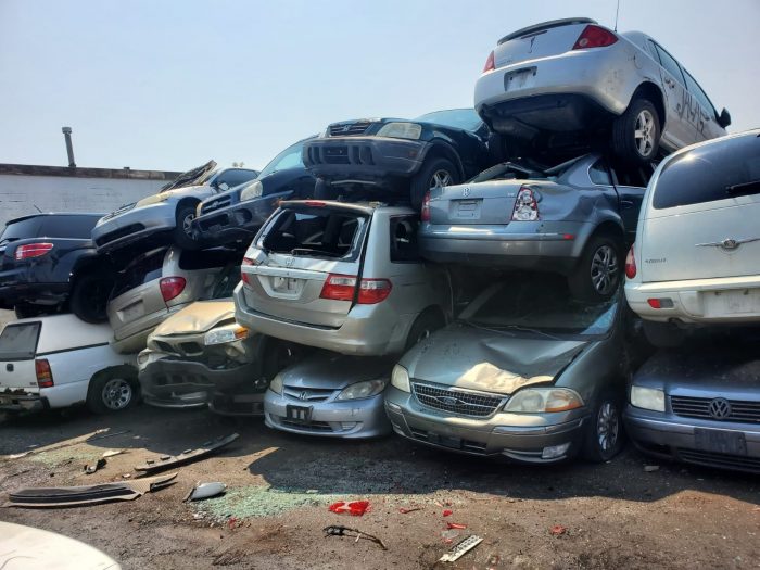 Scrap Yard Toronto Offering Fair Vehicle Pricing