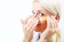 Safe and Precise Face Skin Tag Removal – Restore Smooth, Blemish-Free Skin