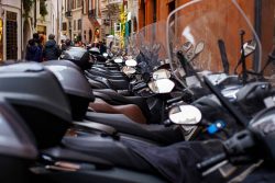 Bike Rental Near Cantt varanasi – Dau Rental Bike
