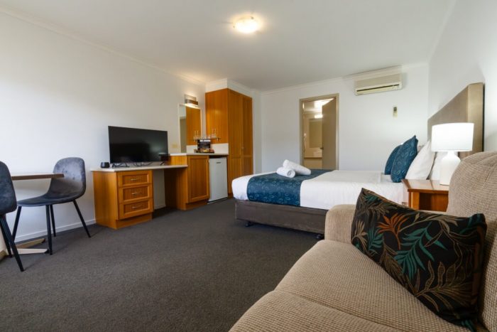 Comfortable & Convenient Stays at Waves Motel and Apartments: Your Ideal Choice for Short Te ...
