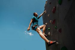 Why Authorized Climber and Rescuer Certification Is Essential to Be Industry-Ready