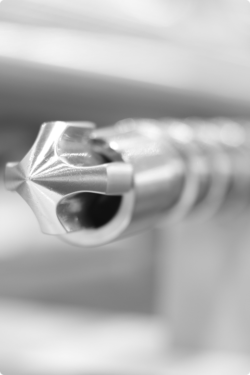 A Complete Guide to Choosing High-Quality Fasteners Screws for Industrial Applications