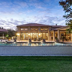 Why Choose Concrete Pool Builders Melbourne for Your Dream Backyard Pool