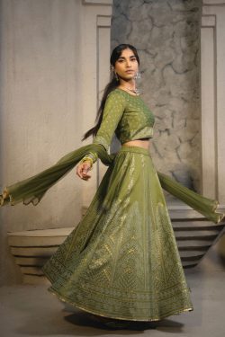 Shop Best Wedding Dresses for Women Online in India