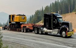Vectra Heavy Haulers: Heavy Equipment Transport Services in Ontario for Oversized Machinery