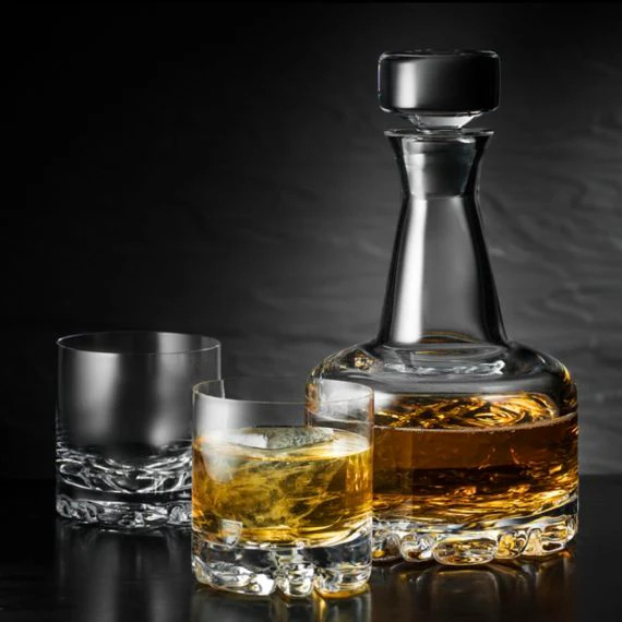 Erik Decanter Set | Elegant Whiskey Decanter & Glass Set