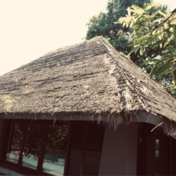 Long-Lasting Artificial Thatch Roof for Outdoor Spaces