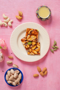 Best Chikki Shop in Jaipur