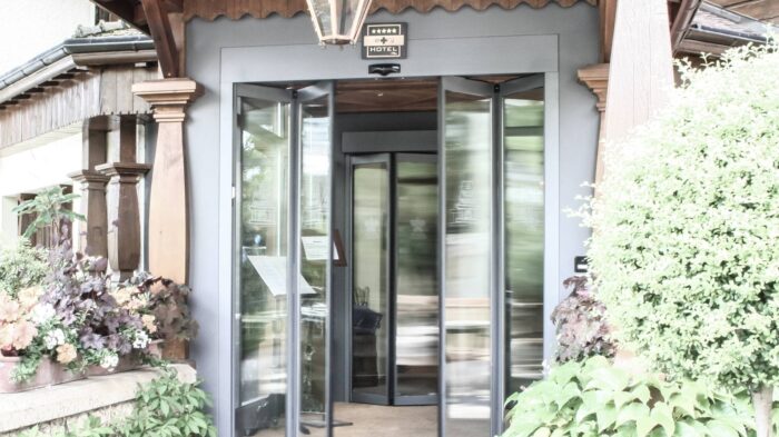 SQT Solutions: Leading Provider of Automatic Glass and Sliding Doors in Muscat