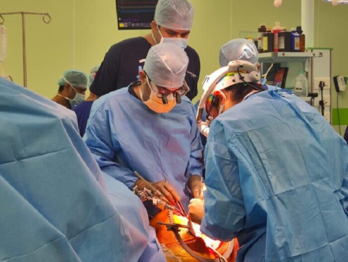 Dr Ashish Dolas is experienced cardiac surgeon today