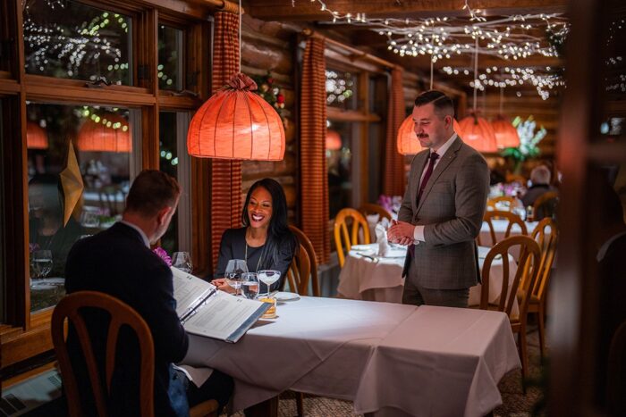 Where to Enjoy the Best Fondue in Lake Louise This Travel Season