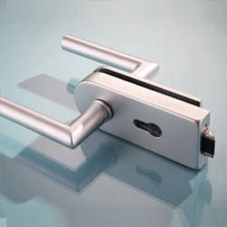 Adjusting Glass Shower Door Hinges for Better Door Alignment