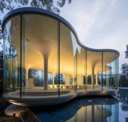 Tinted Glass Doors and Curtain Wall Systems in Muscat: SQT Solutions’ Guide to Modern Glas ...