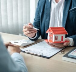 Revita Turnarounds: Independent Mortgage Advisor Cyprus for Personalised Guidance