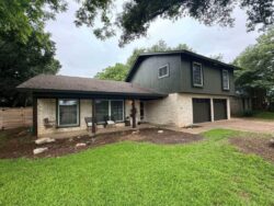 What Austin Homeowners Need to Know About Choosing New Siding