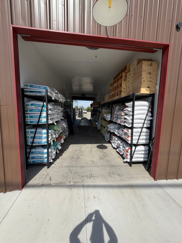 Mineral King Feed & Supply: Trusted Horse Feed Store In Visalia