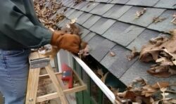 Windy City Gutter Cleaning Offers Gutter Repair in Chicago for Homes