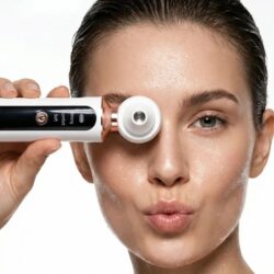 Sheskn: At-Home Skincare Technology for Brighter Eyes and Clearer Pores